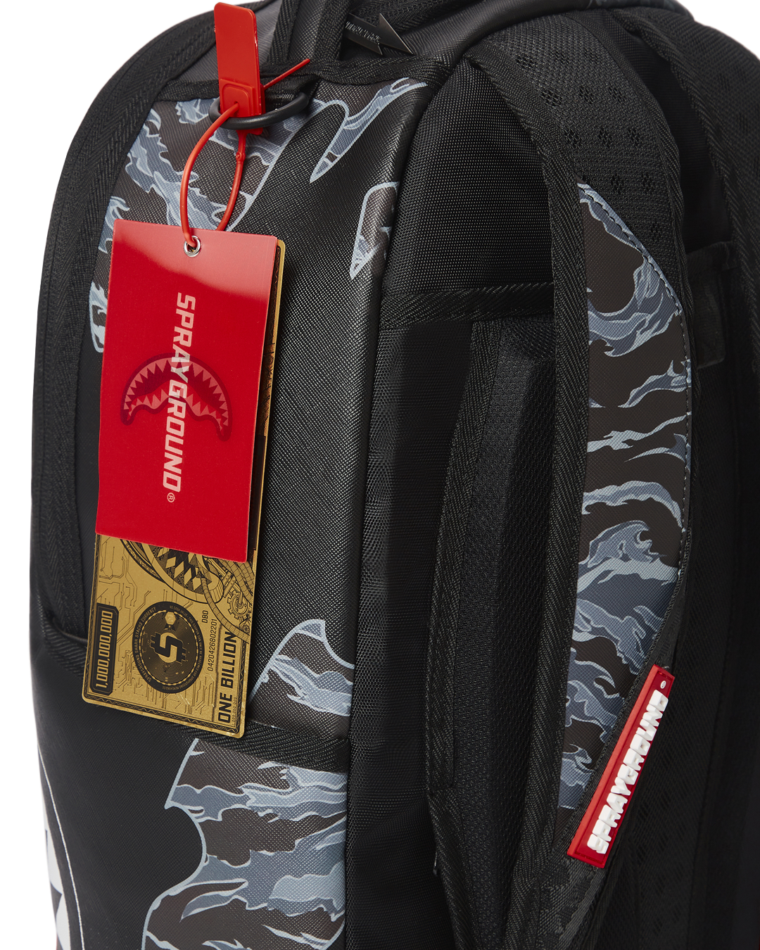 DAZED AND SHARK BACKPACK (DLXV)