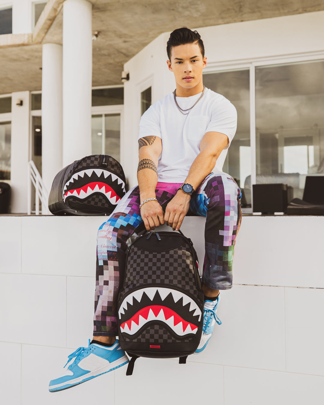 HENNY AIIR TO THE THRONE BACKPACK (DLXV)