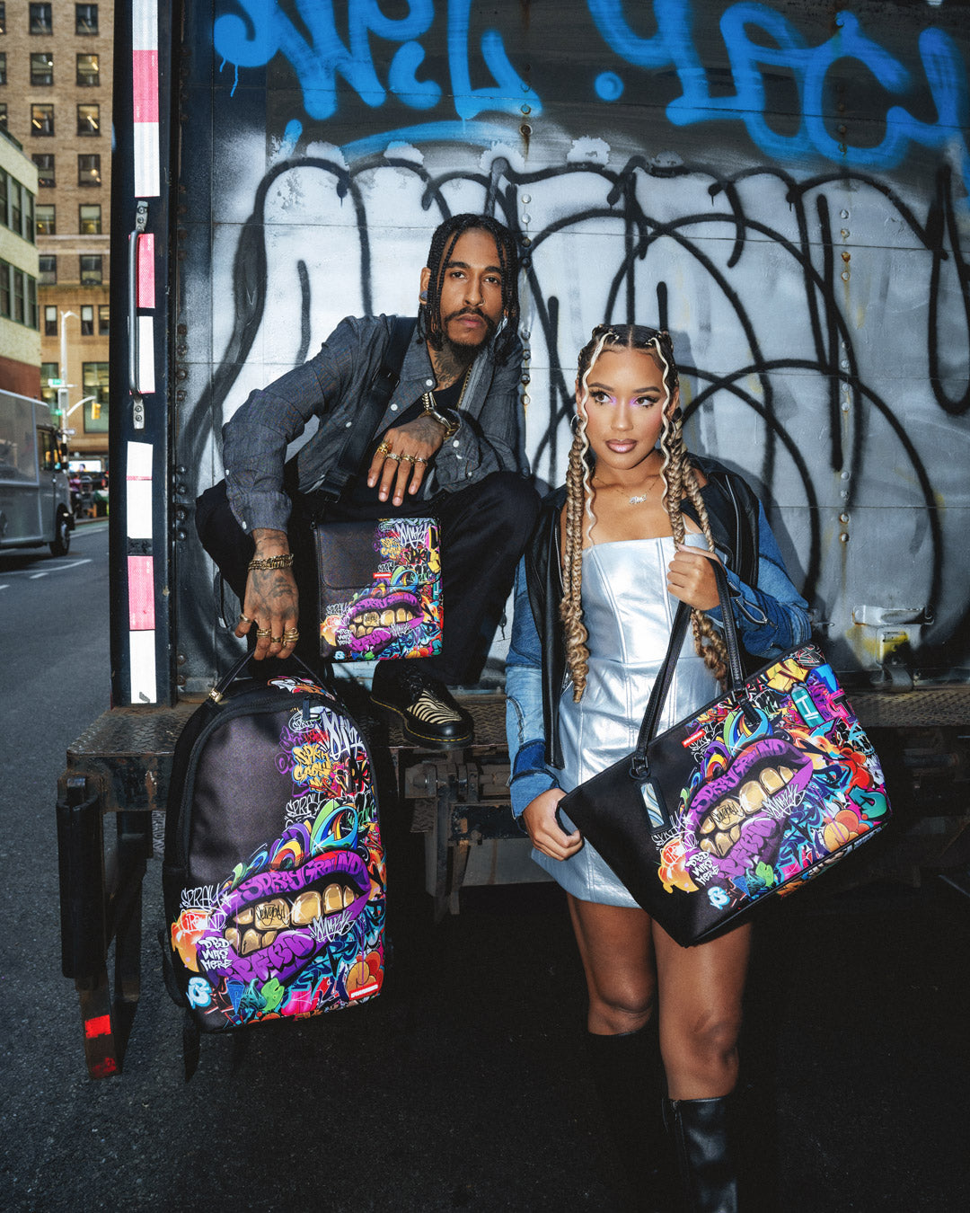 HALF GRAF LIPS TOTE