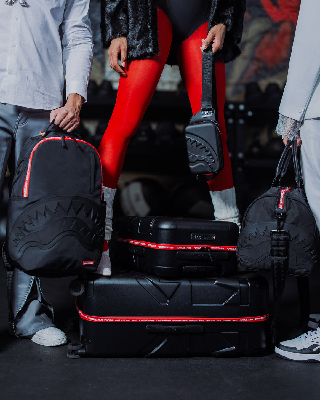 THE HERO HARD-SHELL SLING